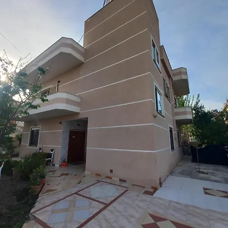 Meti Katalea דירה Vlorë